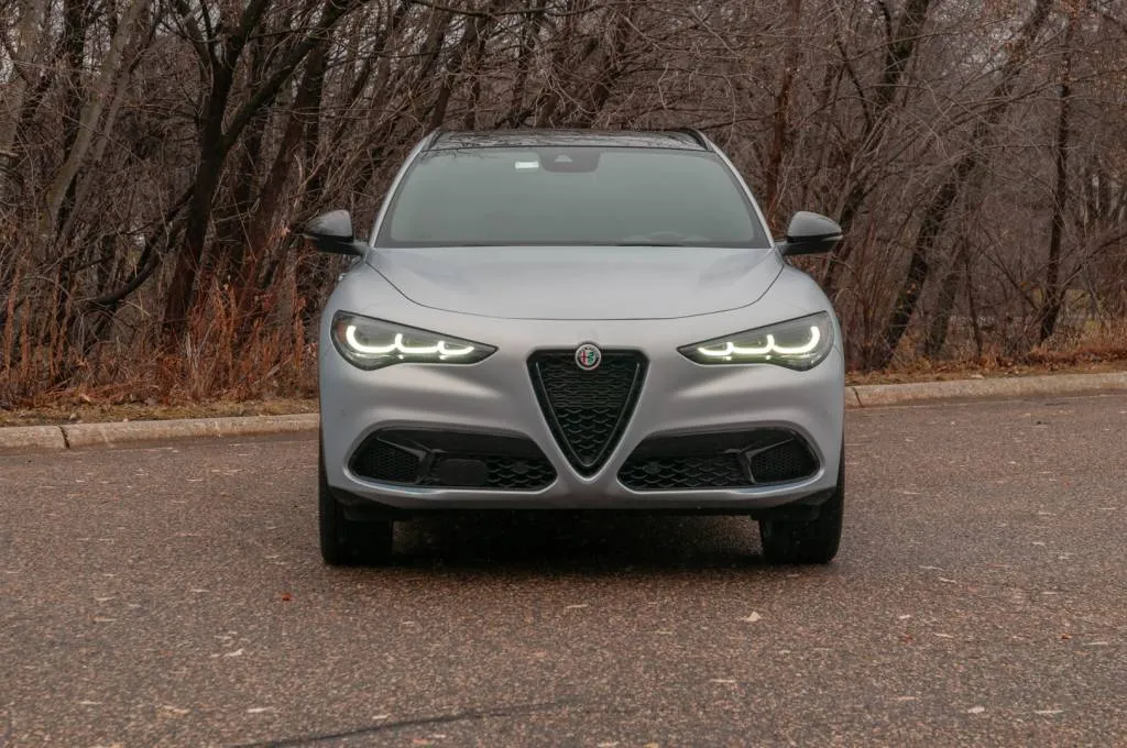 2024-alfa-romeo-stelvio_100914393_l-3056915475